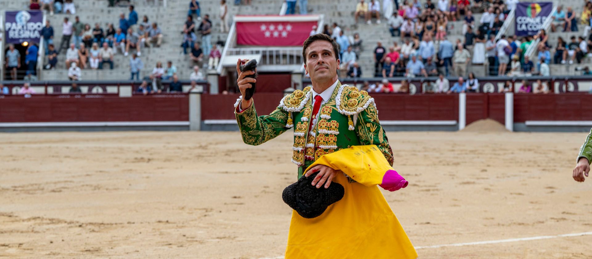 Oreja para Venegas en una concurso en la que se llevó el premio un buen toro de Pallarés